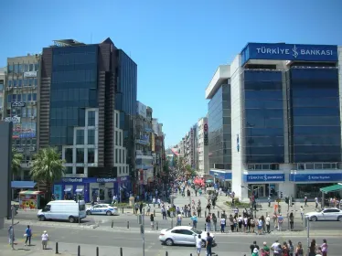 İzmir Karşıyaka Spotçu